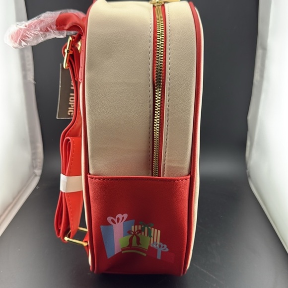 Her Universe Disney Winnie The Pooh Christmas Ornament Mini Backpack NWT